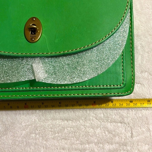 FOSSIL GREEN Leather BAG. With Gold details. - Picture 9 of 12